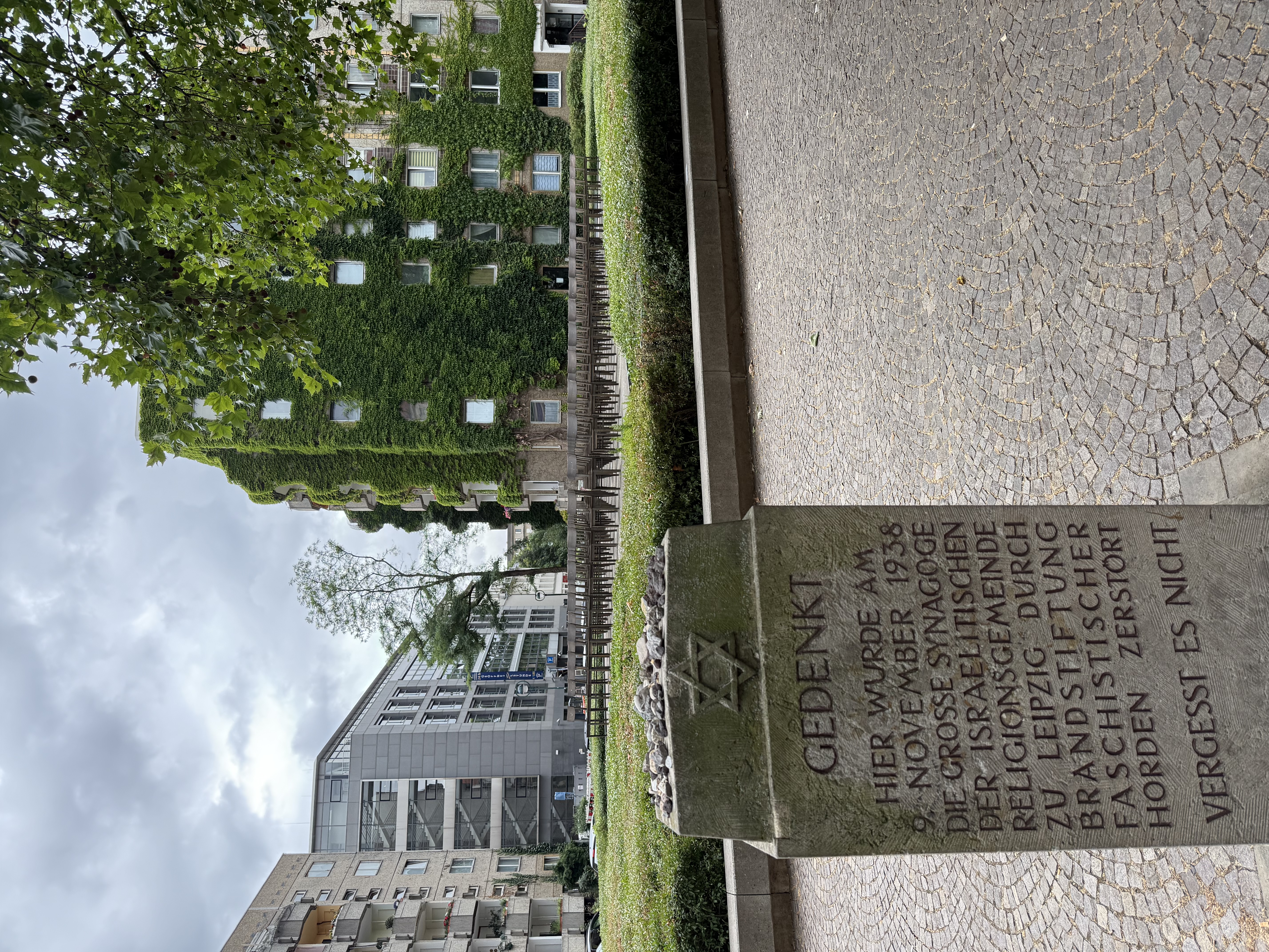 犹太会堂纪念碑